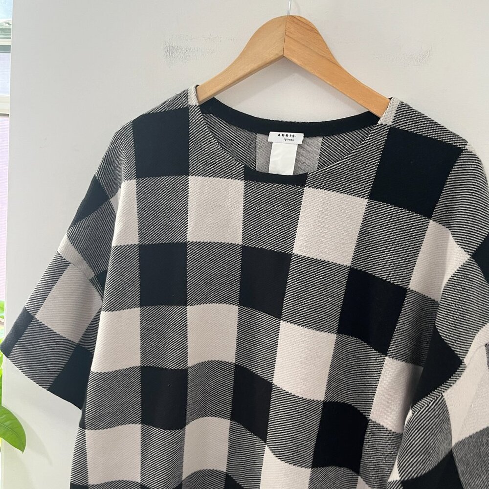 Akris Punto Black & White Plaid Short Sleeve Sweater Size 12 - Picture 2 of 7